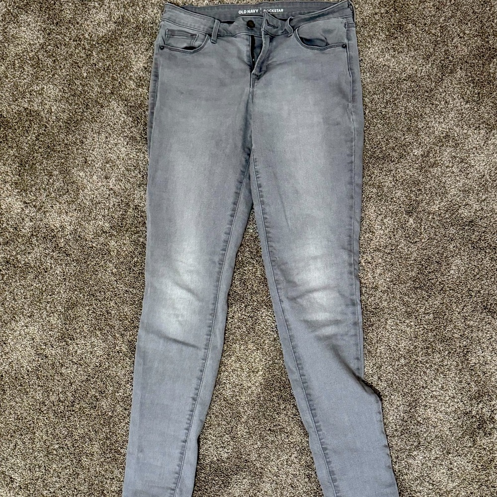 Gray skinny jeans